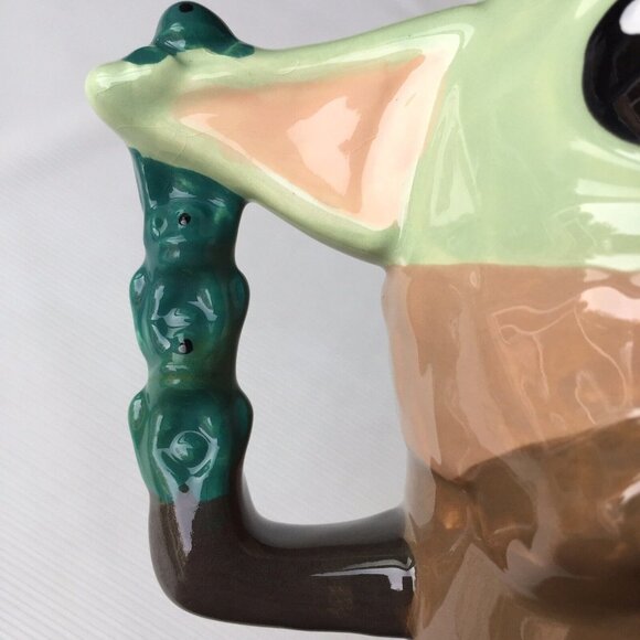 Star Wars The Mandalorian Grogu Child Baby Yoda Sculpted 3D Ceramic Mug Disney - Picture 8 of 12